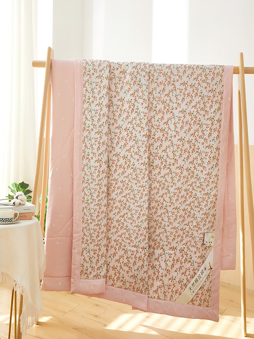 

JC Collection Pink & White Floral Pure Cotton AC Room 350 GSM Double Bed Quilt
