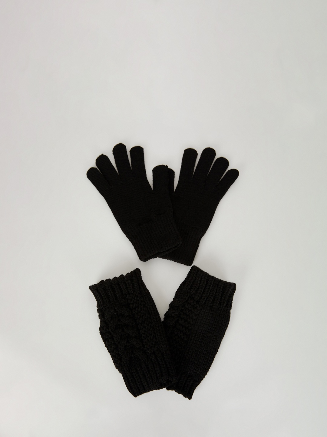 

DeFacto Women Hand Gloves With Gloves Cover, Black