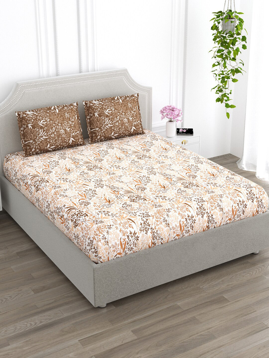 

EverHOME Sage Brown & White Floral Printed Cotton 210TC King Bedsheet With 2 Pillow Covers