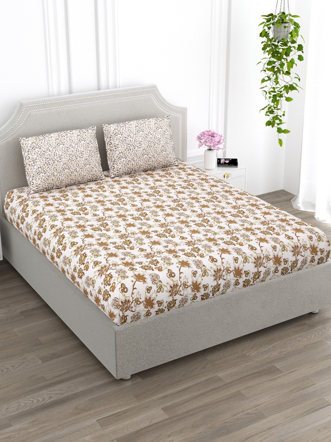 

EverHOME Sage Brown & White Floral Printed Cotton 210TC King Bedsheet With 2 Pillow Covers