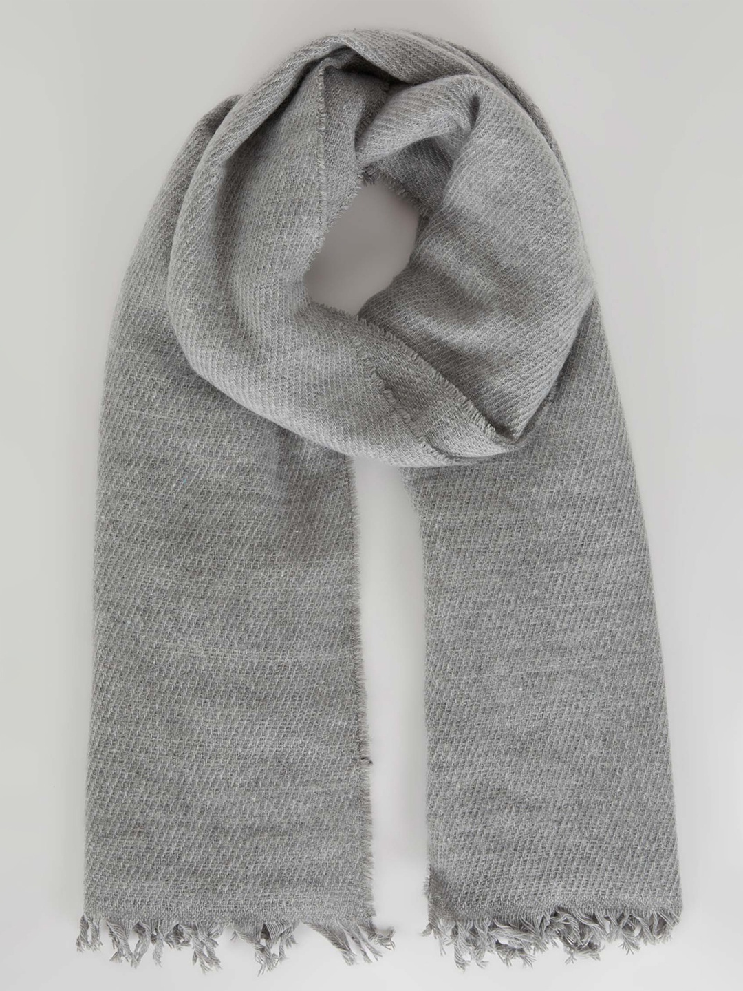 

DeFacto Women Solid Frayed Border Scarf, Grey