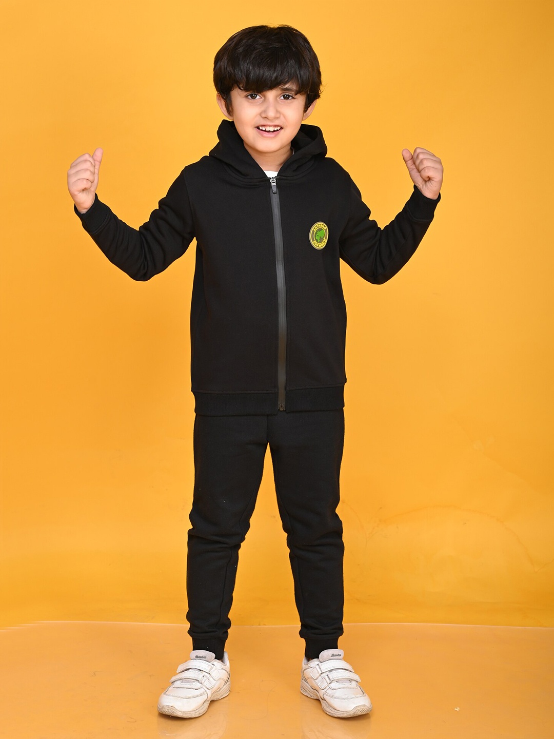 

Anthrilo Boys Printed Fleece Top with Joggers, Black