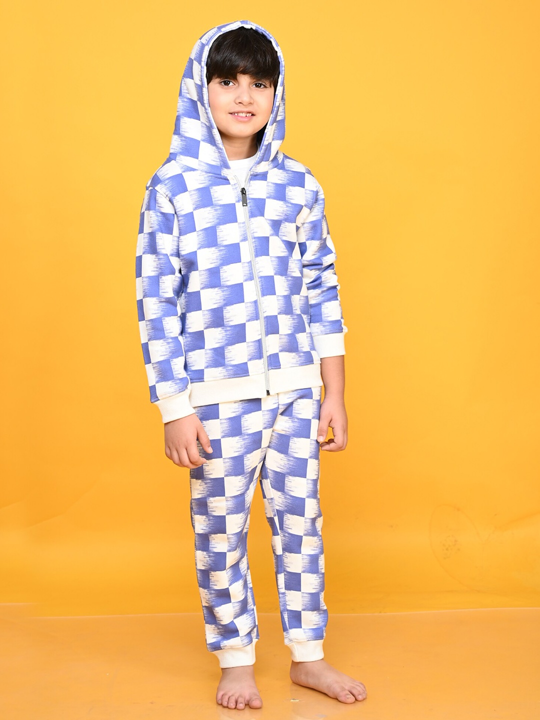 

Anthrilo Boys Printed T-shirt with Trousers, Blue