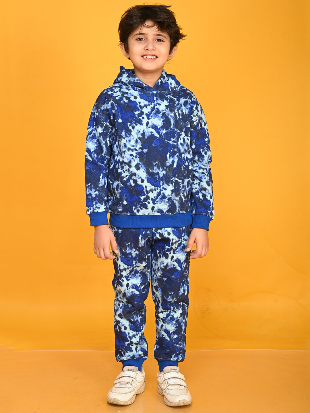 

Anthrilo Boys Printed T-Shirt With Jogger, Blue