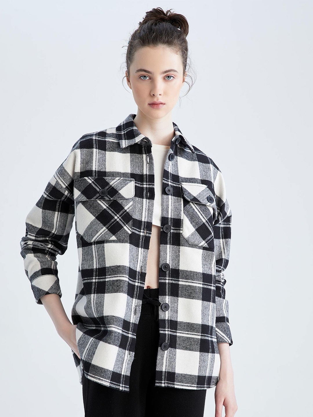 

DeFacto Spread Collar Checked Longline Casual Shacket, Black