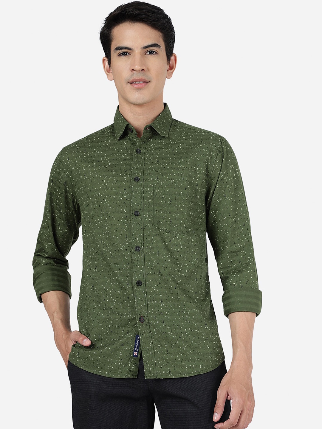 

Greenfibre Slim Fit Abstract Printed Spread Collar Chest Pocket Pure Cotton Casual Shirt, Green