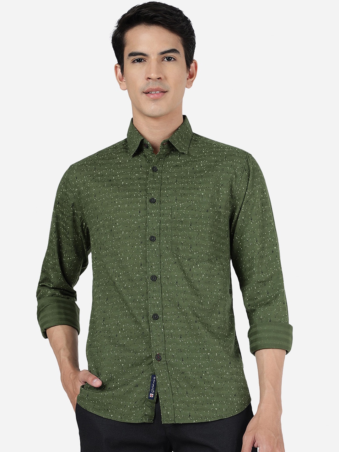 

Greenfibre Abstract Printed Slim Fit Pure Cotton Casual Shirt, Green