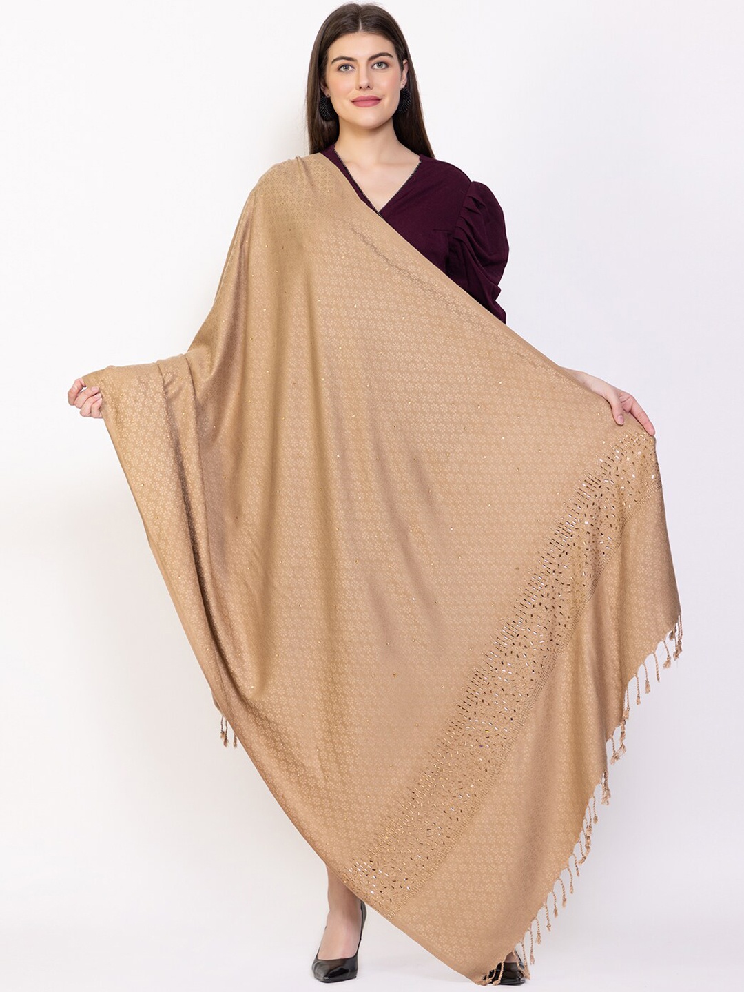 

VH Woven Design Shawl, Beige