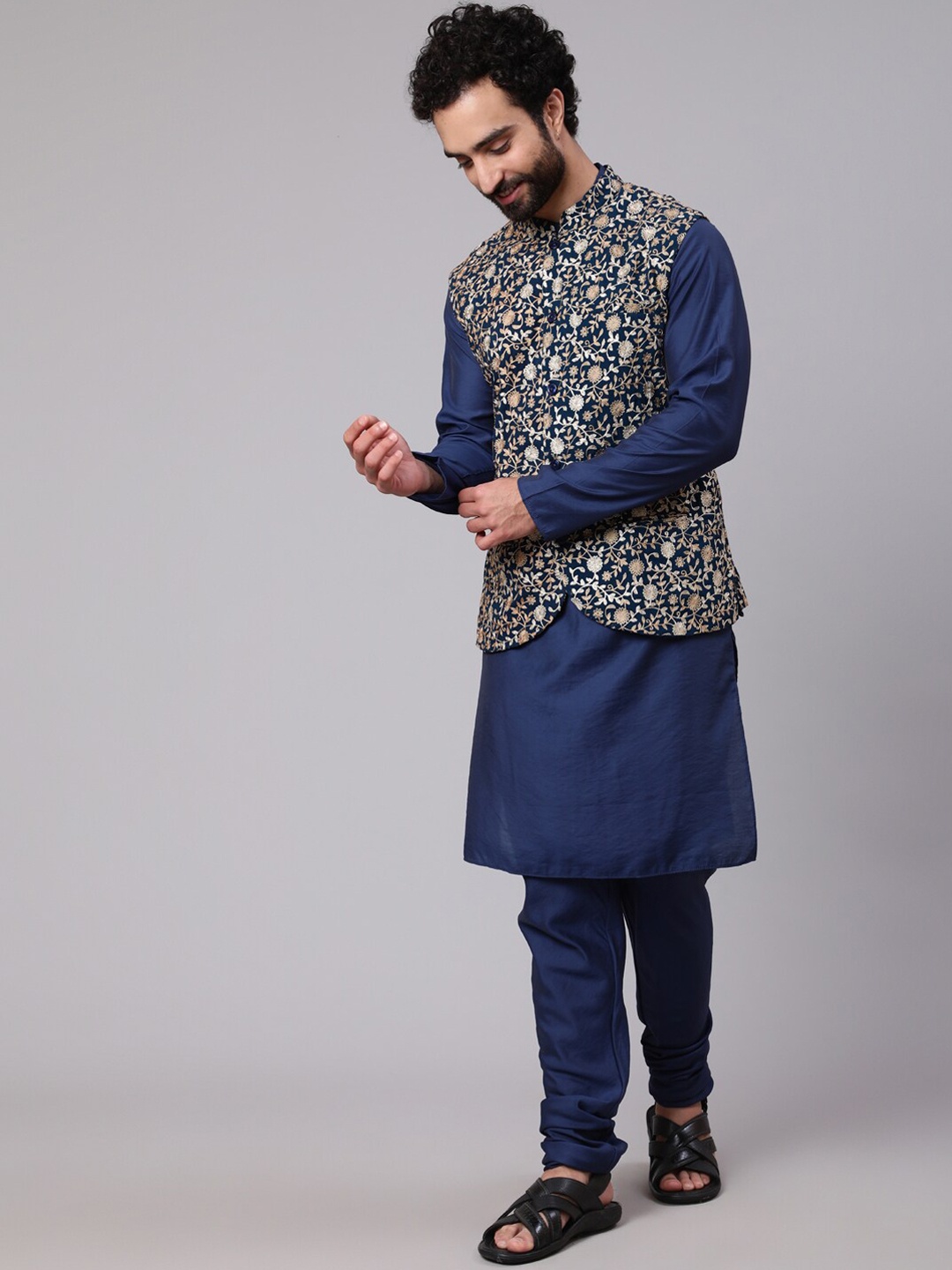 

AKS Mandarin Collar Kurta with Churidar & Nehru Jacket, Blue