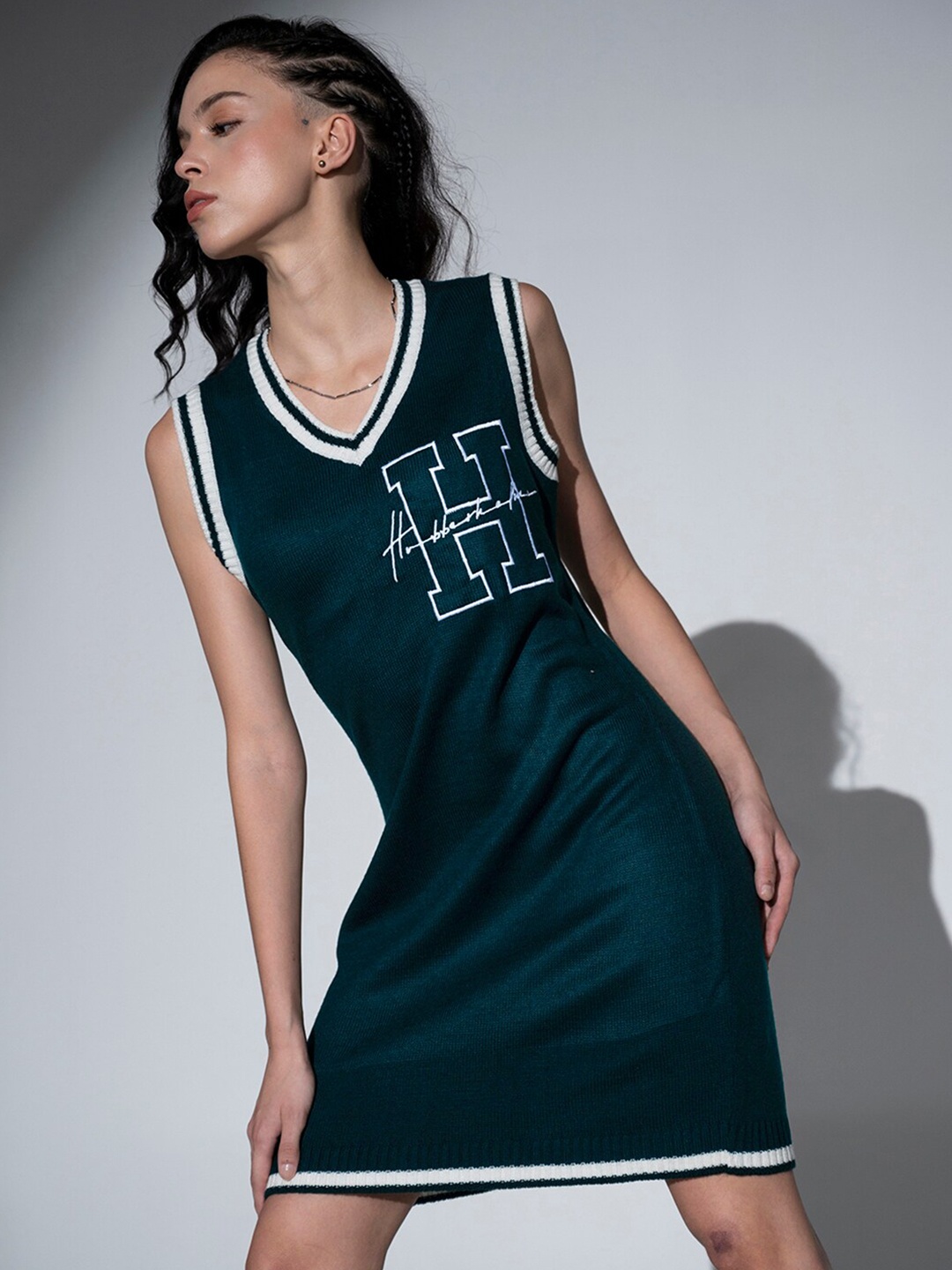 

Hubberholme Typography Printed Sleeveless Acrylic Jumper Dress, Green