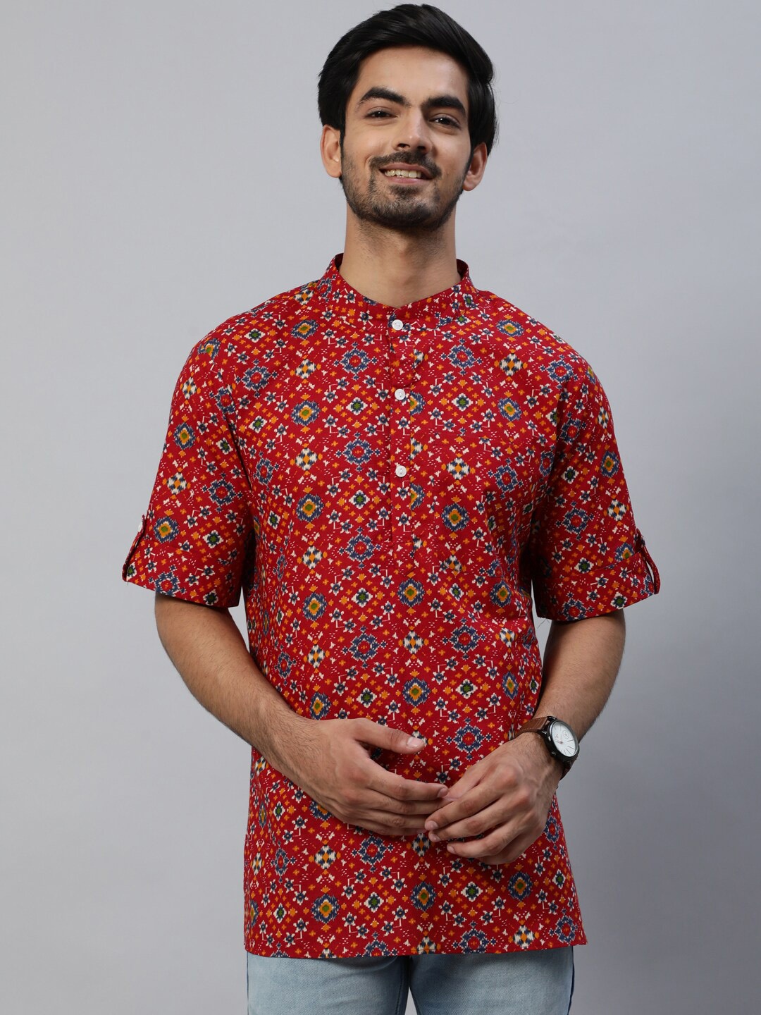 

AKS Geometric Printed Mandarin Collar Cotton Kurta, Red