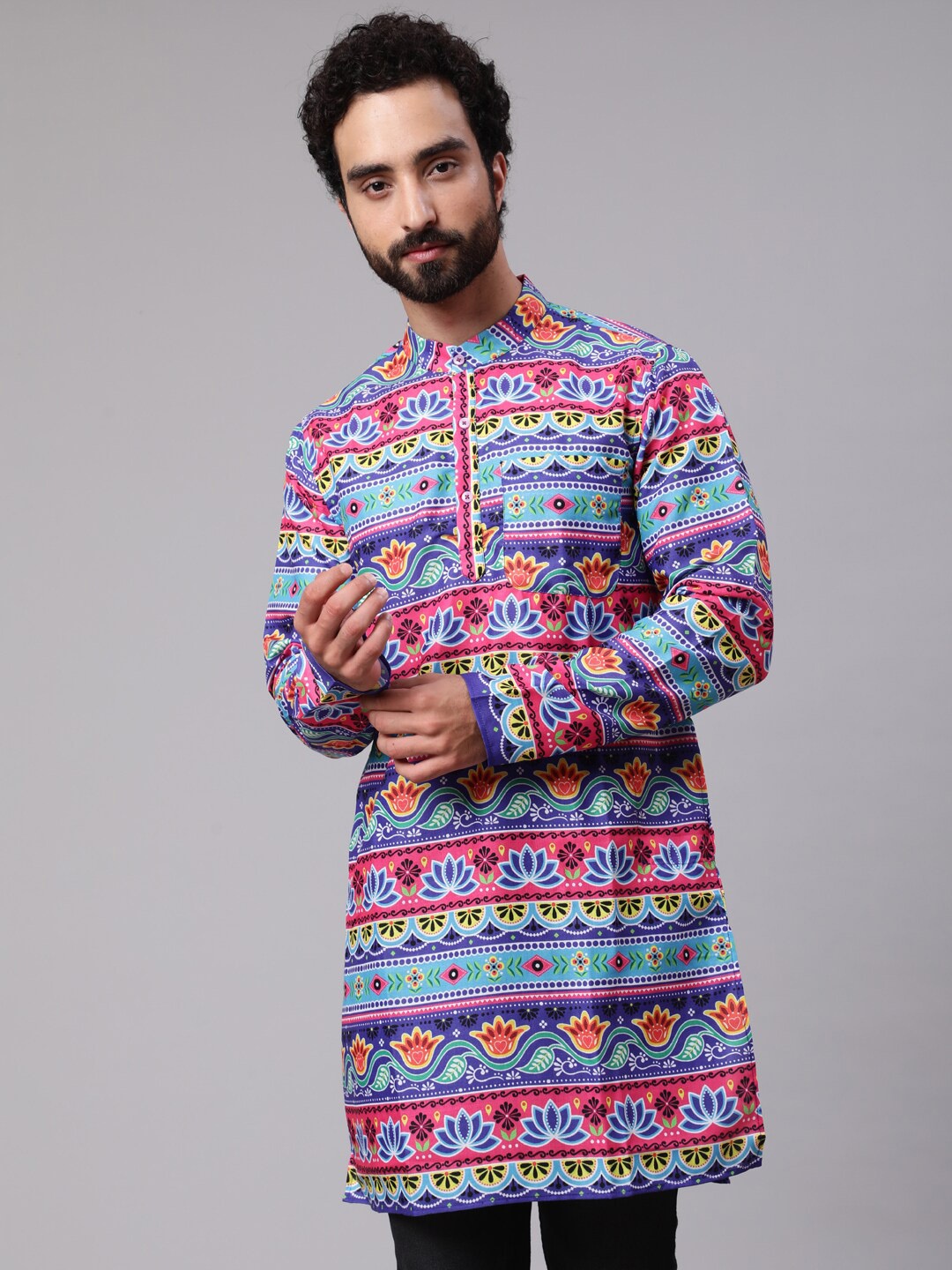 

AKS Ethnic Motifs Printed Mandarin Collar Cotton Silk Straight Kurta, Blue