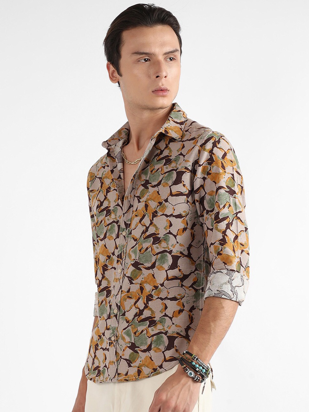 

Campus Sutra Classic Abstract Printed Cotton Casual Shirt, Beige