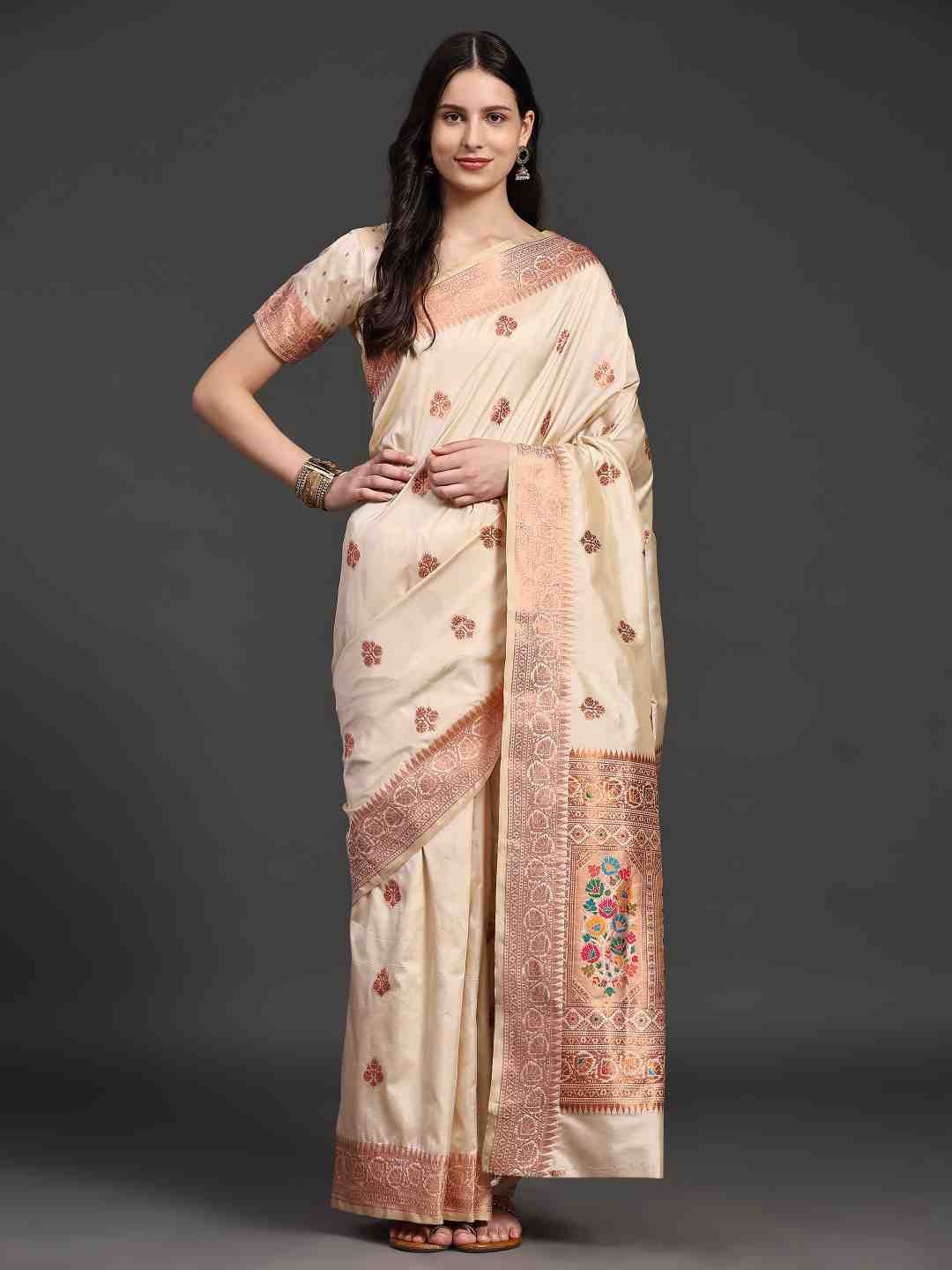 

JUST FASHION Ethnic Motifs Woven Design Zari Banarasi Saree, Off white
