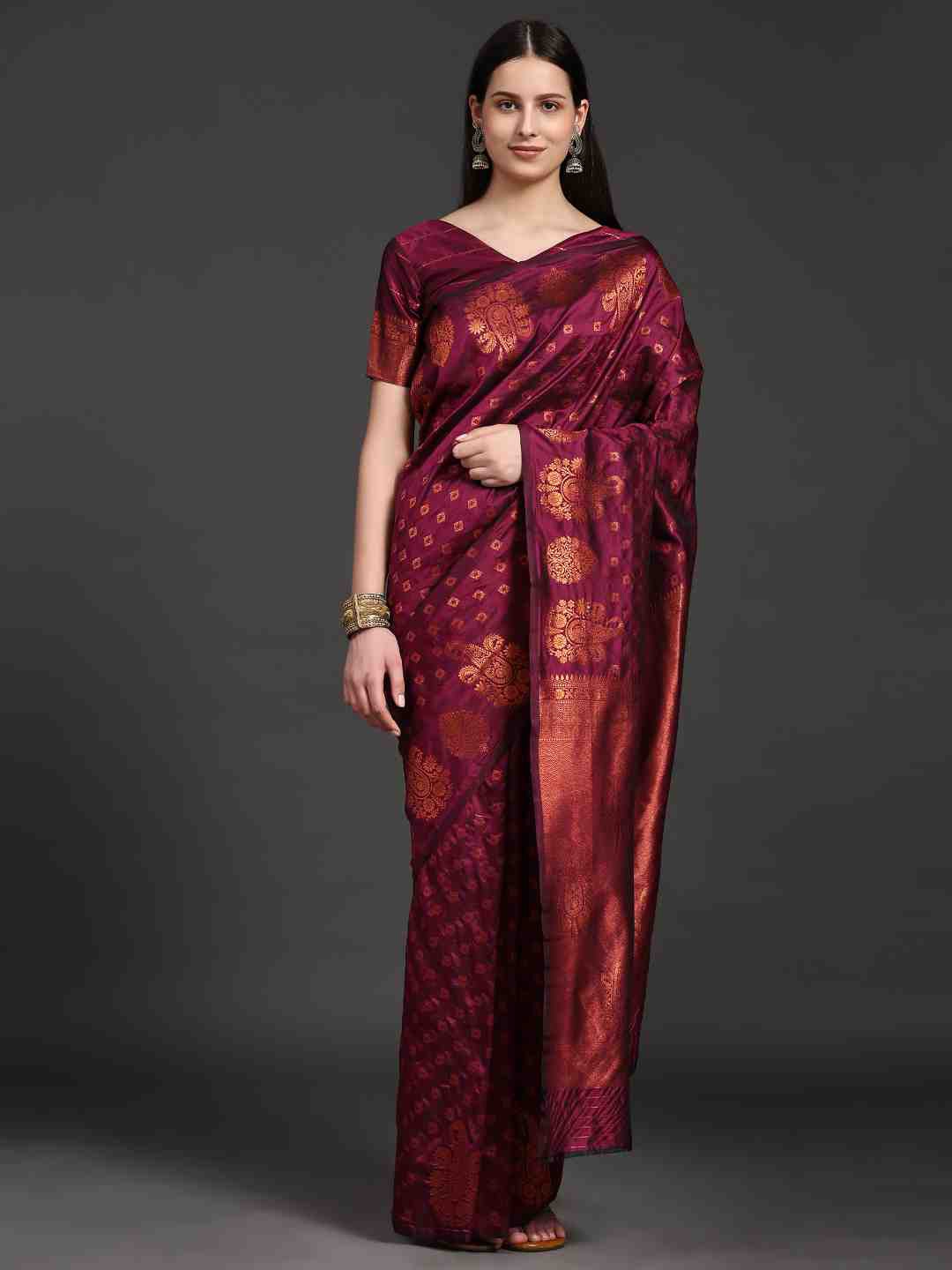 

JUST FASHION Ethnic Motifs Woven Design Zari Detail Saree, Burgundy