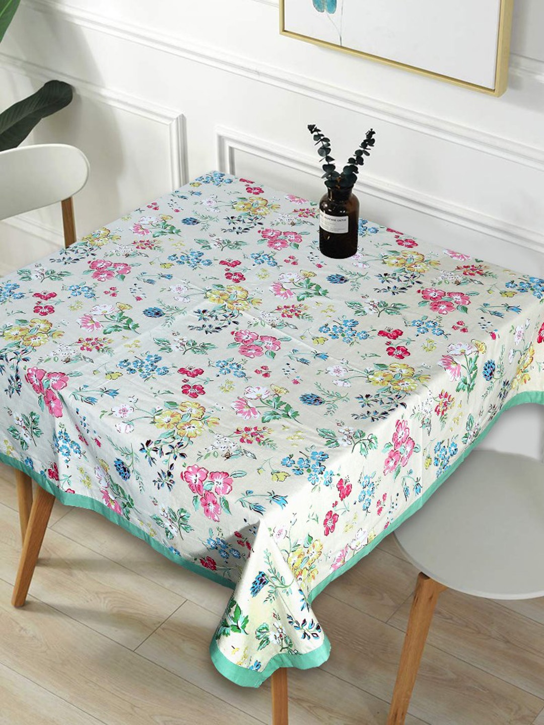 

INDHOME LIFE White & Green Printed Cotton Square 4-Seater Table Cover
