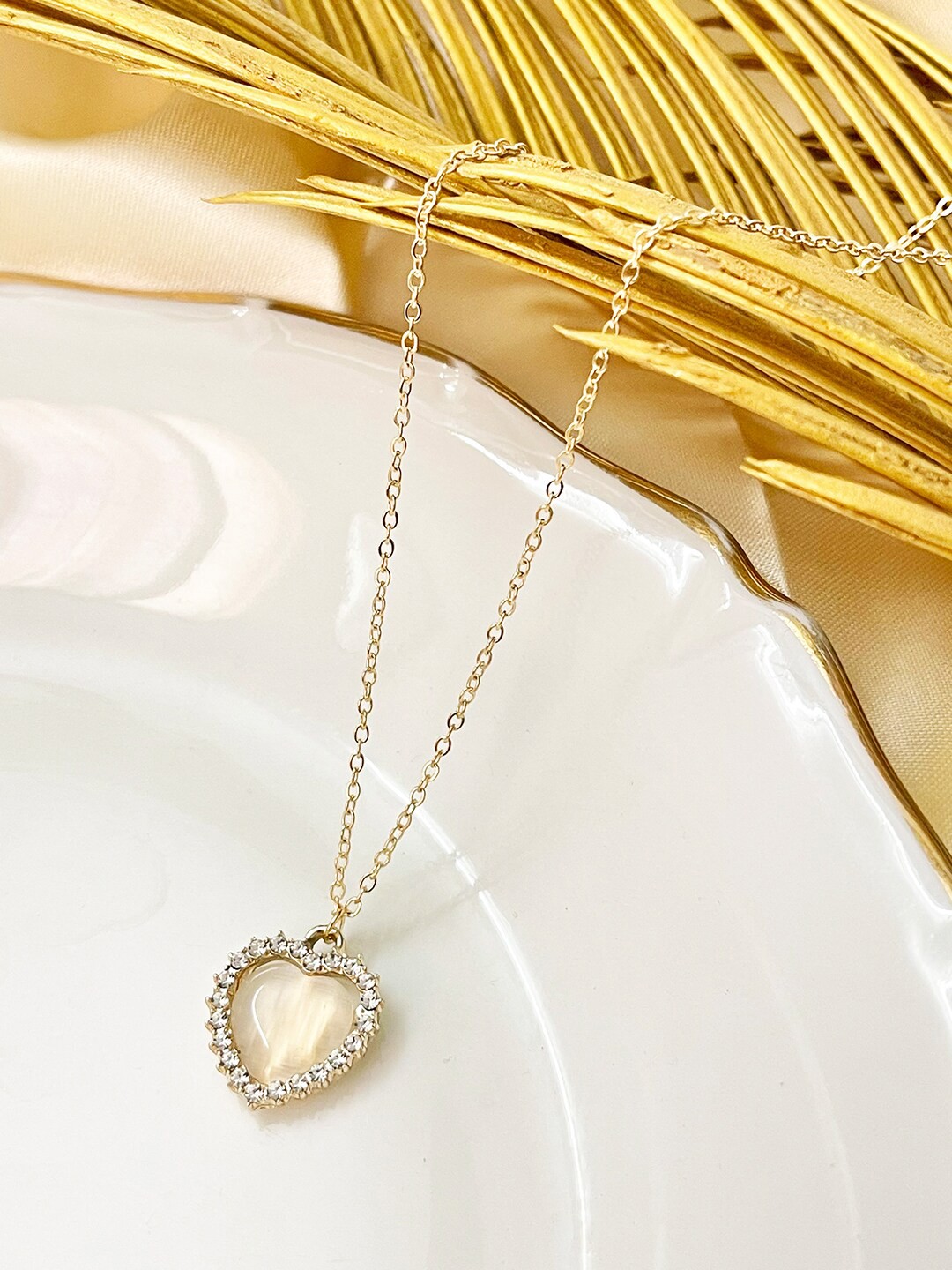 

Ayesha Stone Studded Heart-Shaped Pendant With Chain, Gold