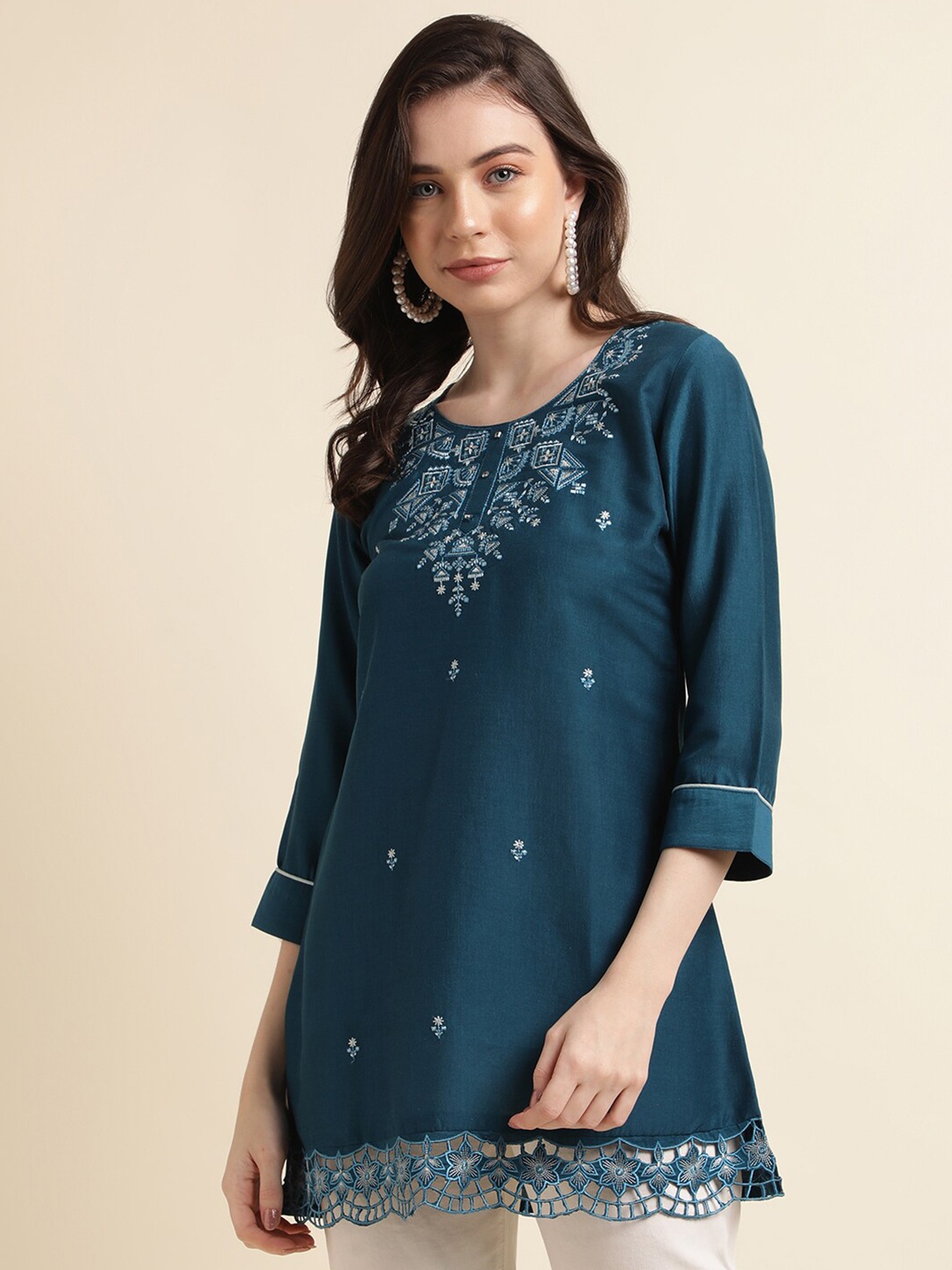 

Sangria Ethnic Motifs Embroidered Round Neck Straight Short Kurti, Teal