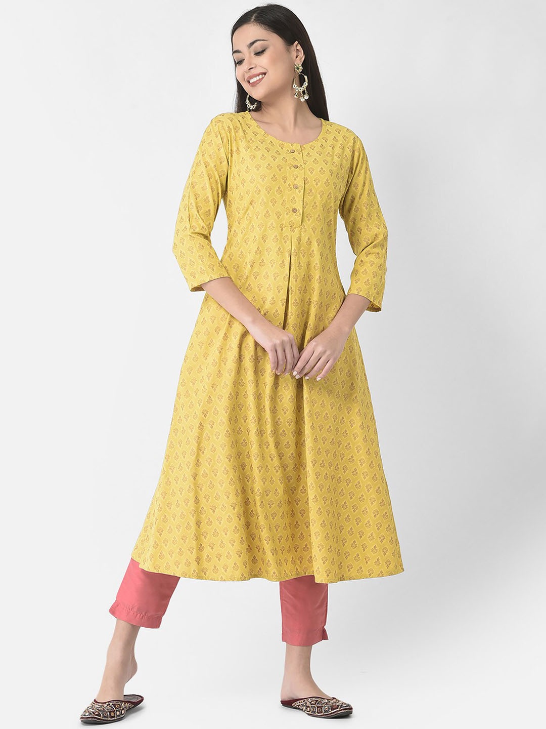 

Span Ethnic Motifs Printed A-Line Kurta, Yellow