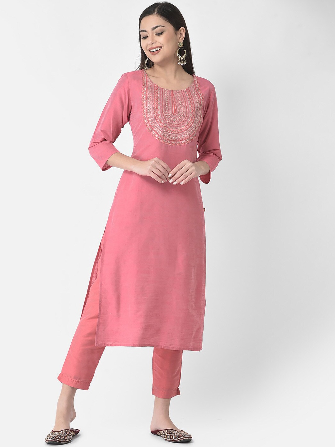 

Span Thread Work Detailed Cotton Silk Straight Kurta, Pink