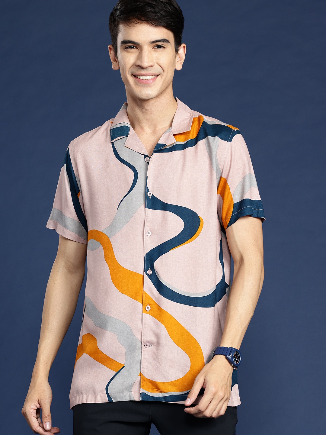 

Mast & Harbour Men Standard Opaque Printed Cuban Collar Casual Shirt, Peach
