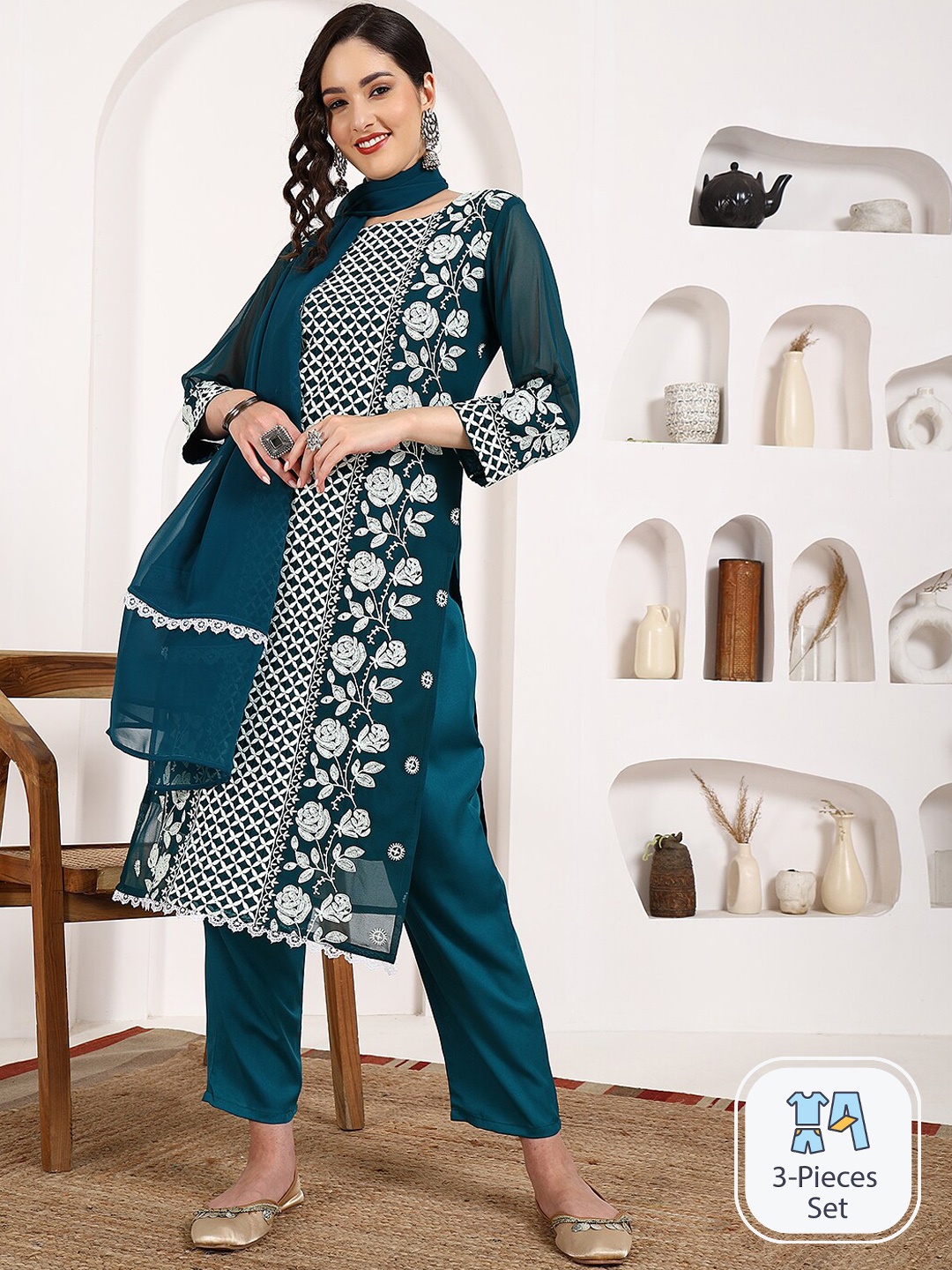 

HERE&NOW Floral Embroidered Kurta & Trousers With Dupatta, Teal