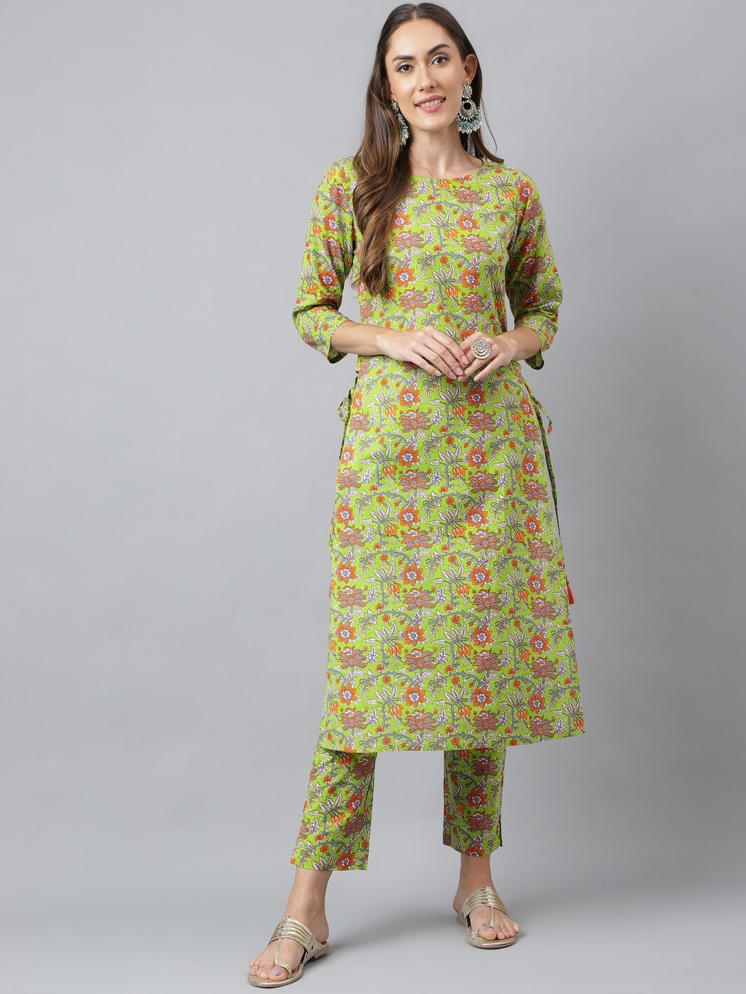 

Janasya Floral Printed Pure Cotton Kurta With Trousers & Dupatta, Green