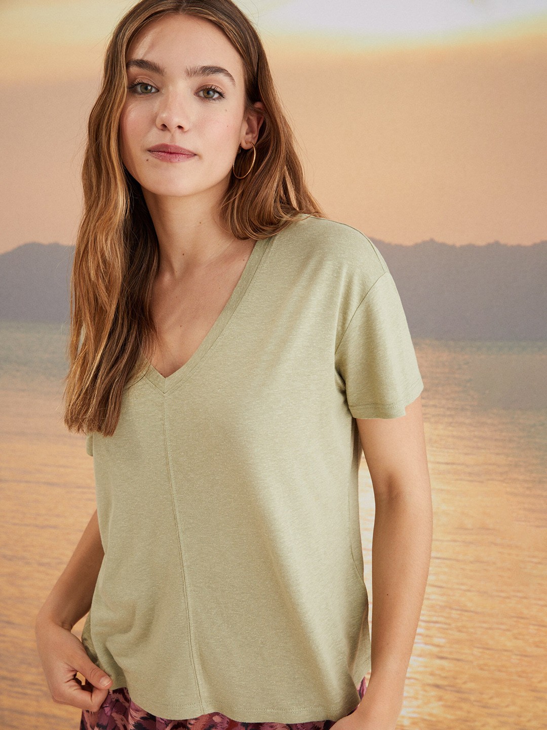 

women'secret Women Solid Cotton Linen Lounge T-shirt, Green