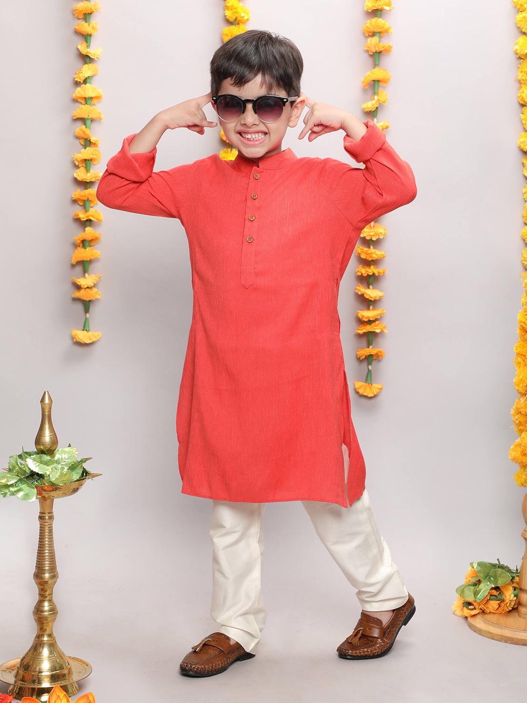 

taffykids Boys Mandarin Collar Pure Cotton Kurta & Pyjamas, Red