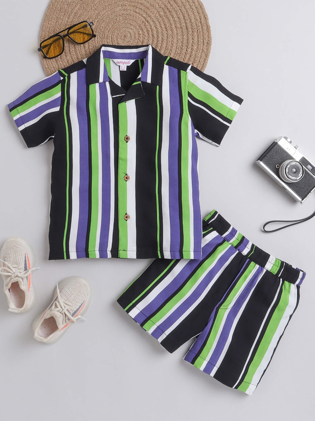 

taffykids Boys Striped Shirt with Shorts, White