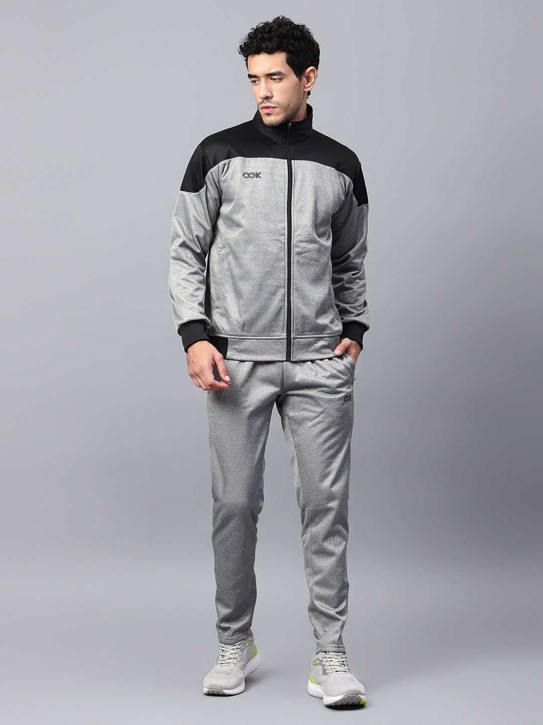 

Shiv Naresh Mock-Collar Fleece Tracksuit, Grey
