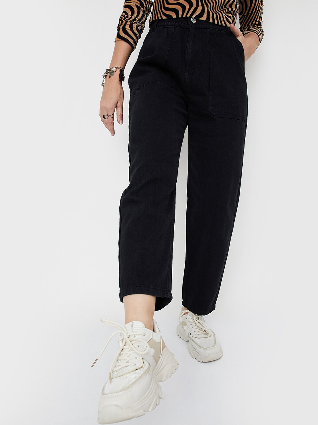 

max Women Clean Look High-Rise Stretchable Jeans, Black
