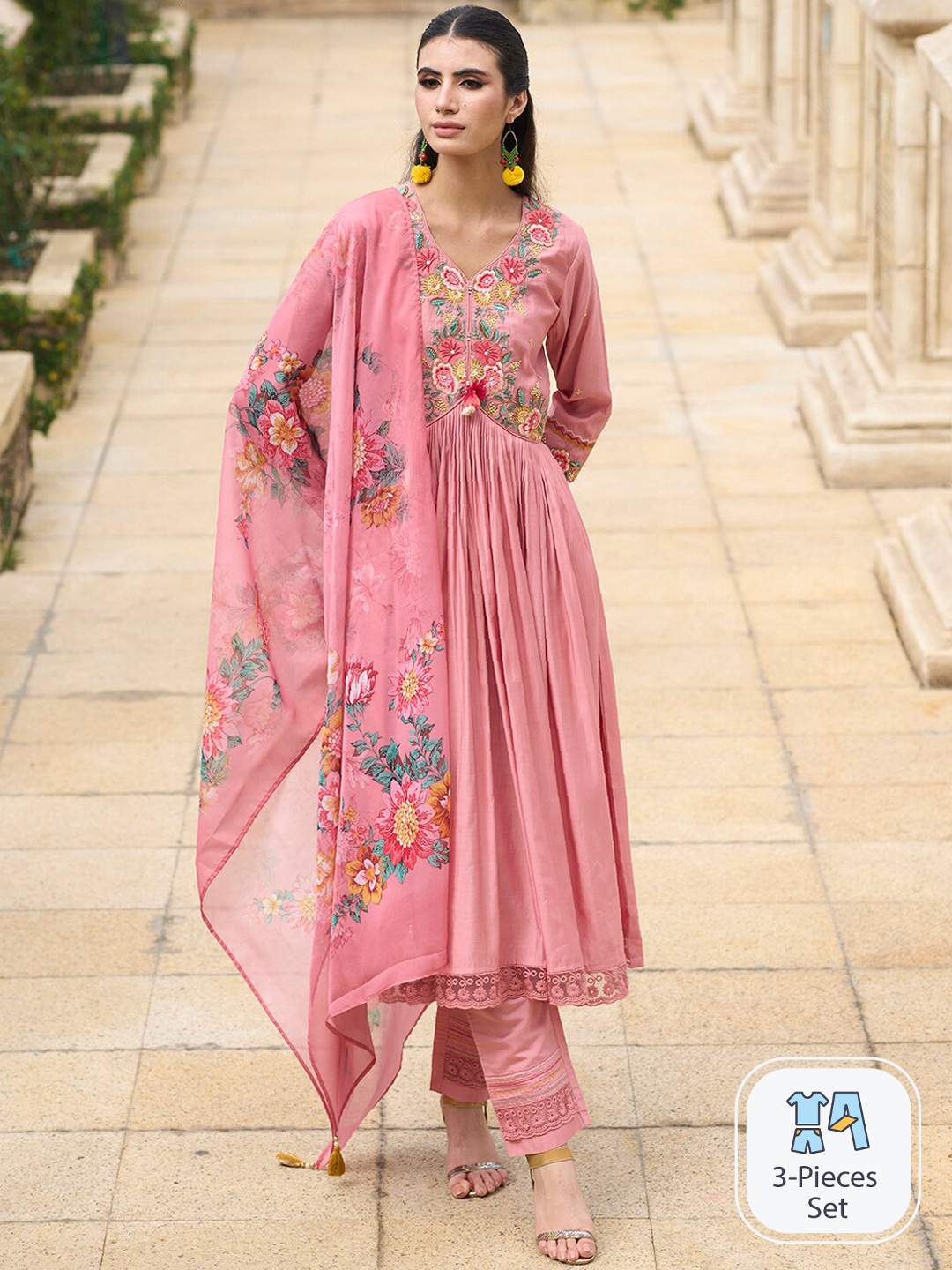 

Indo Era Floral Embroidered Empire Thread Work Kurta With Trousers & Dupatta, Pink