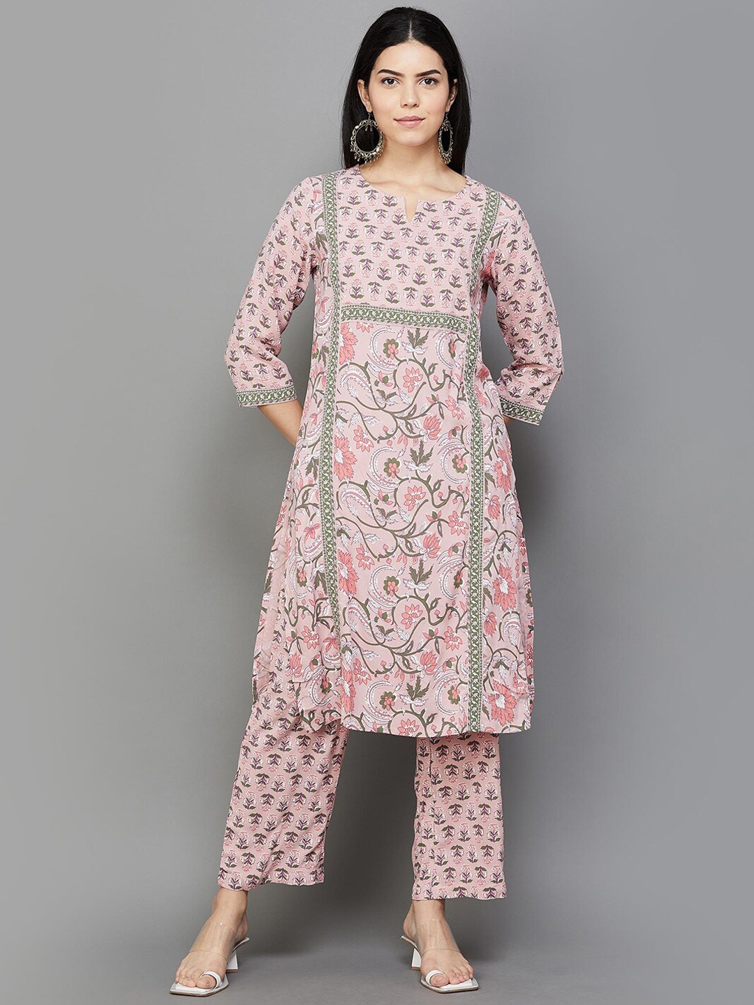 

Melange by Lifestyle Ethnic Motifs Printed Kurta With Trousers, Pink