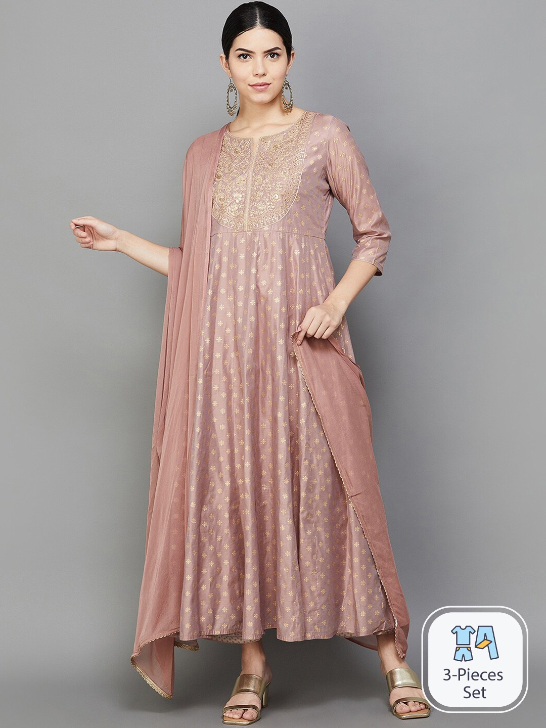 

Melange by Lifestyle Ethnic Motifs Embroidered Sequinned Kurta With Trousers & Dupatta, Mauve