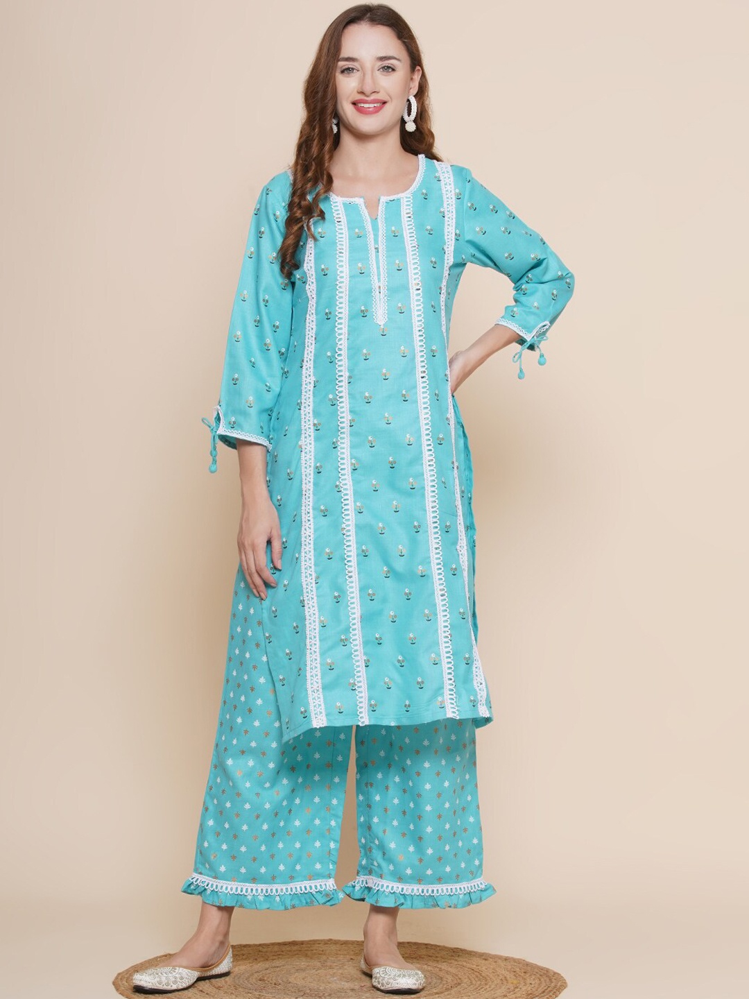 

Bhama Couture Floral Printed Straight Kurta With Palazzos, Blue