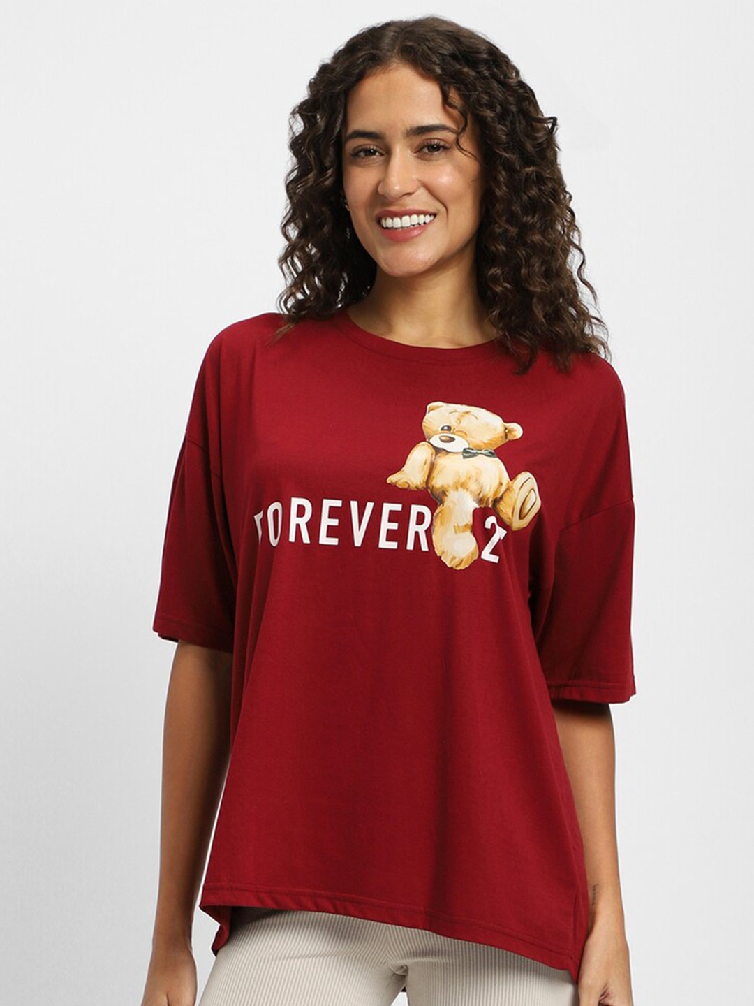 

FOREVER 21 Graphic Printed Round Neck Short Sleeve Cotton T-Shirt, Maroon