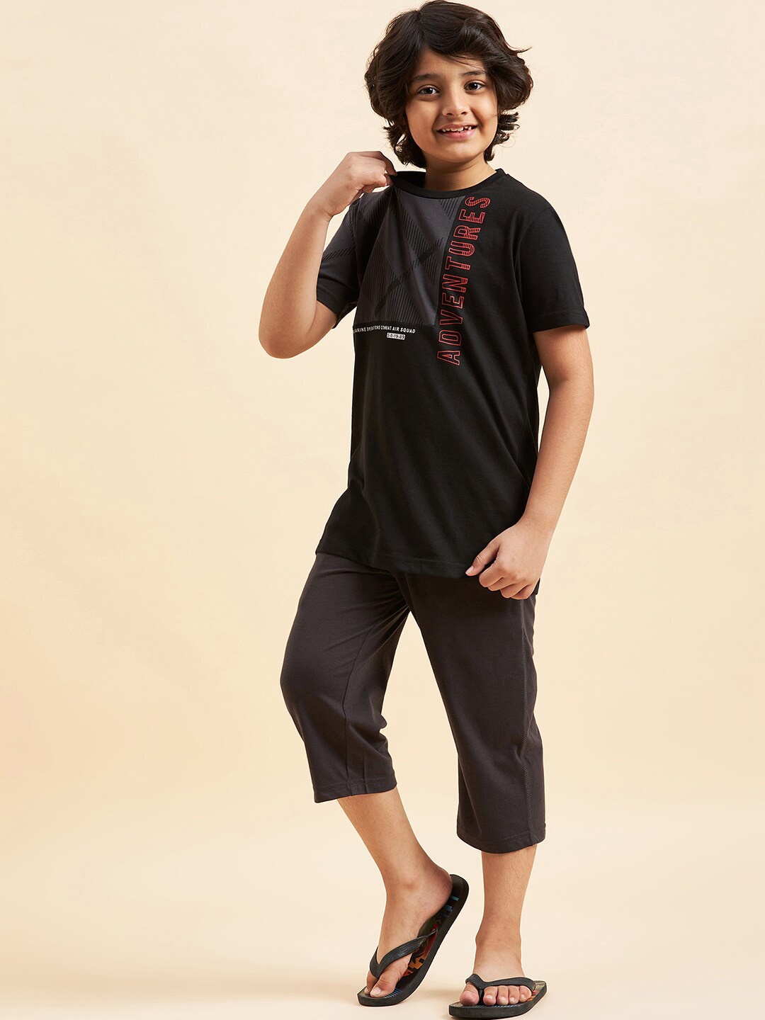 

Sweet Dreams Boys Typography Printed Night Suit, Black