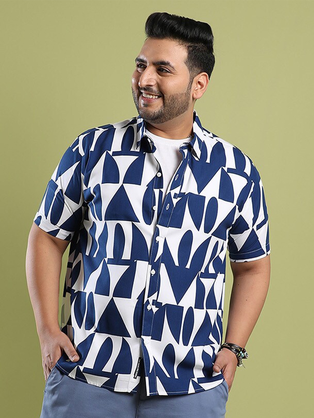 

Instafab Plus Plus Size Opaque Printed Casual Shirt, White