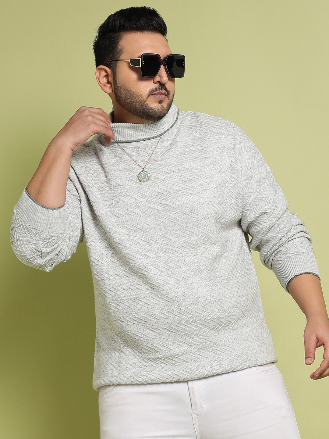 

Instafab Plus Turtle Neck Self Design Cable Knit Woollen Pullover, Beige