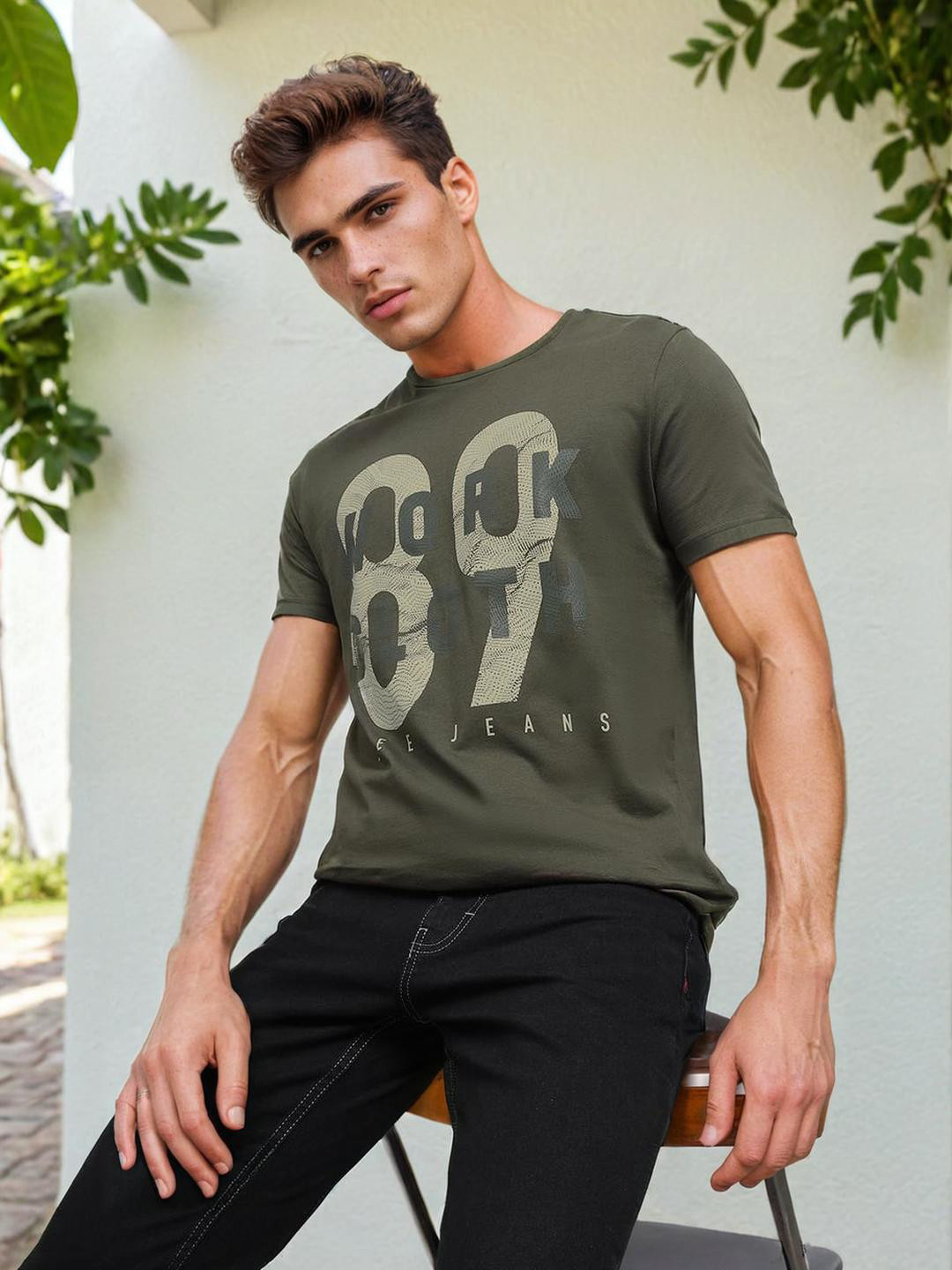 

Lee Typography Printed Slim Fit Cotton T-shirt, Green
