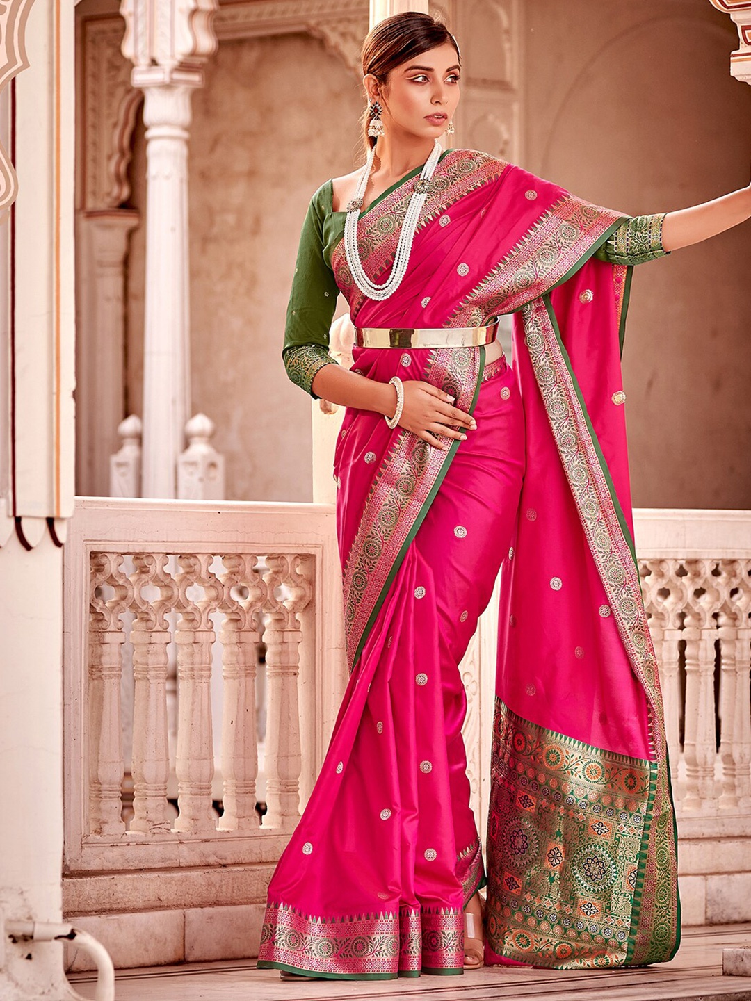 

Mitera Woven Design Zari Saree, Pink