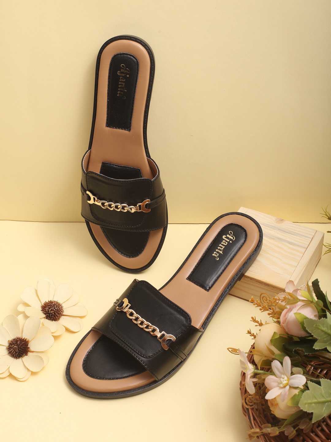 

Ajanta Colourblocked Open Toe Flats, Black