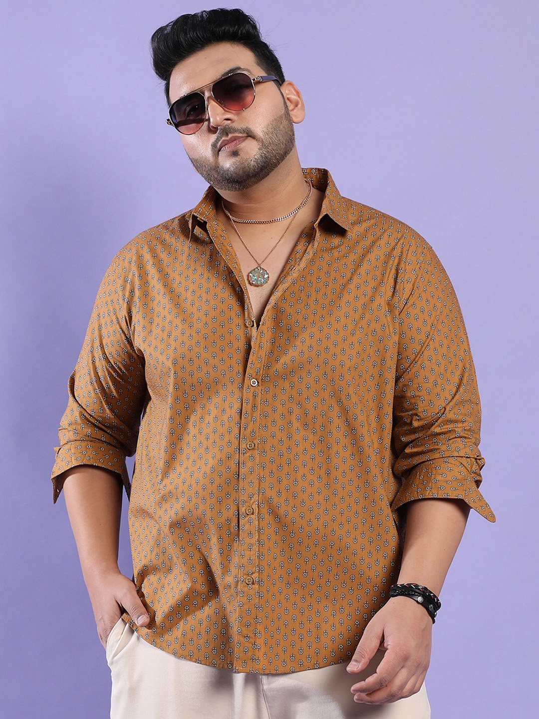 

Instafab Plus Classic Floral Printed Cotton Casual Shirt, Tan