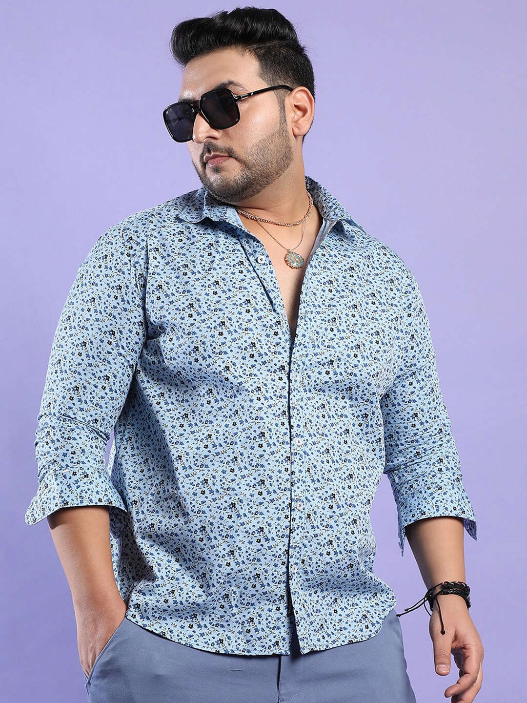 

Instafab Plus Men Plus Size Classic Floral Printed Casual Cotton Shirt, Blue