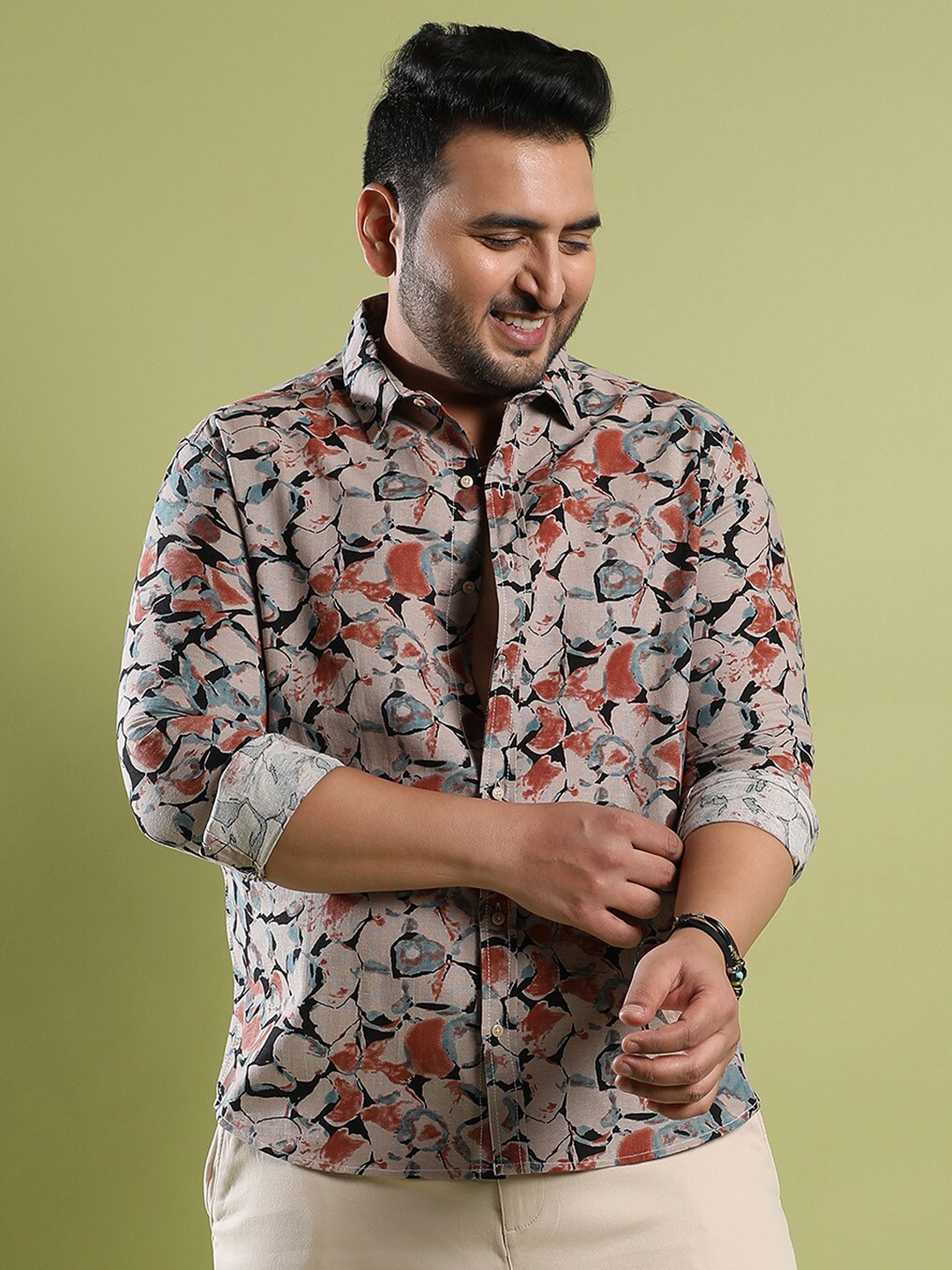 

Instafab Plus Classic Abstract Printed Spread Collar Cotton Casual Shirt, Beige