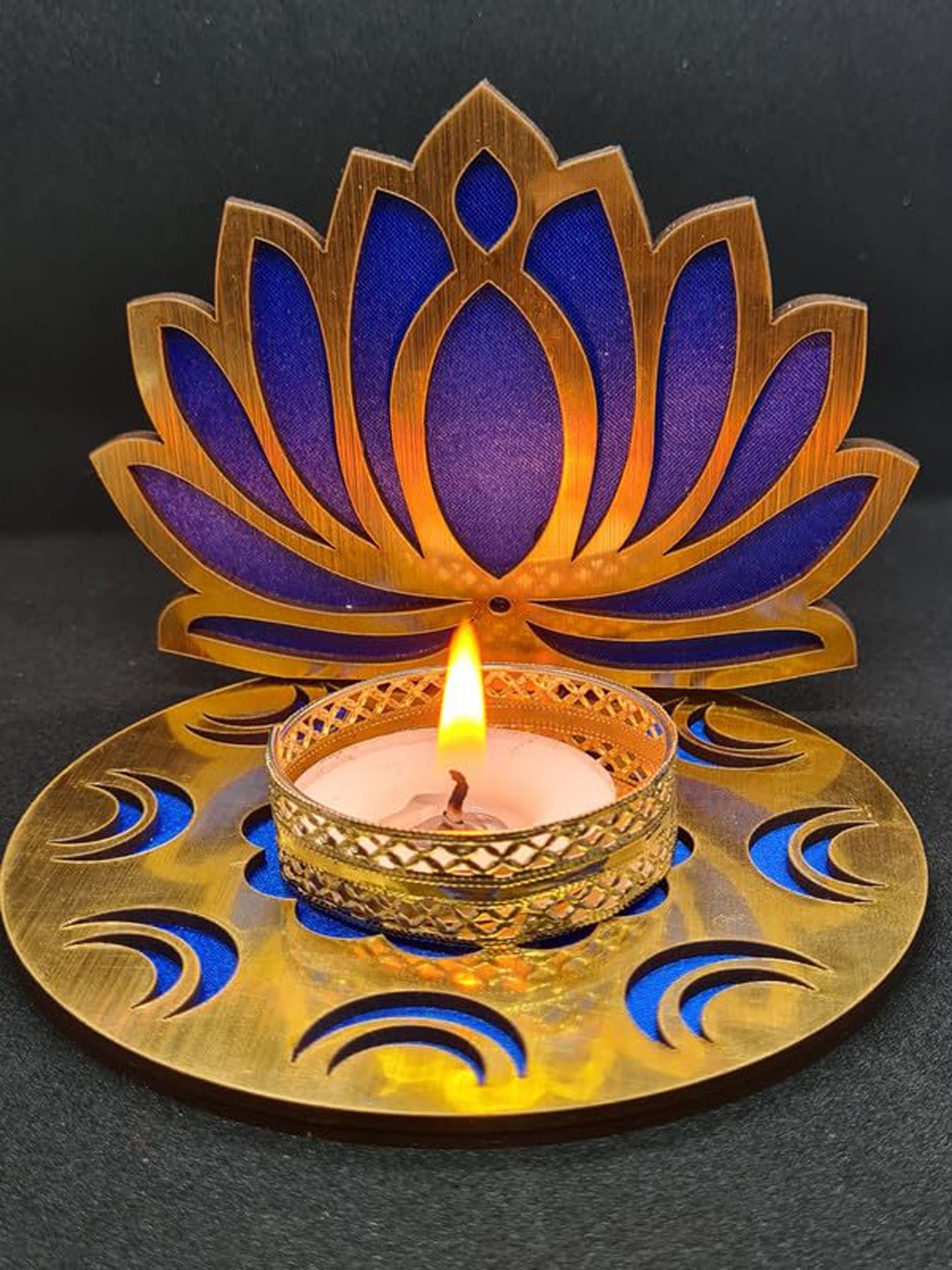 

Divyakosh Blue & Yellow Tea-Light Candle Holder
