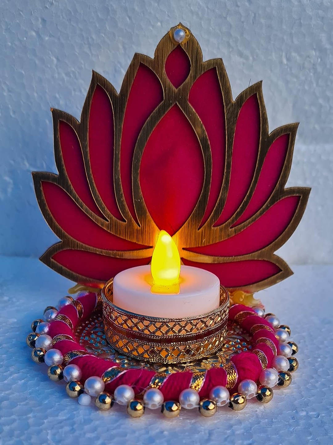 

Divyakosh Fuchsia Pink & Gold-Toned 5 Pieces Lotus Diya With Candle Wax