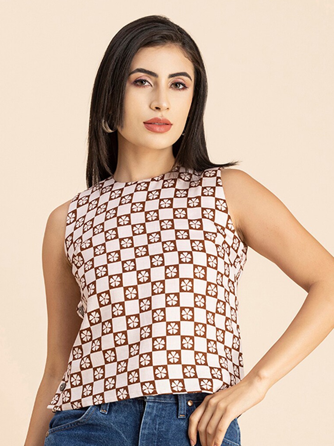 

Moomaya Geometric Printed Sleevesless Top, Off white
