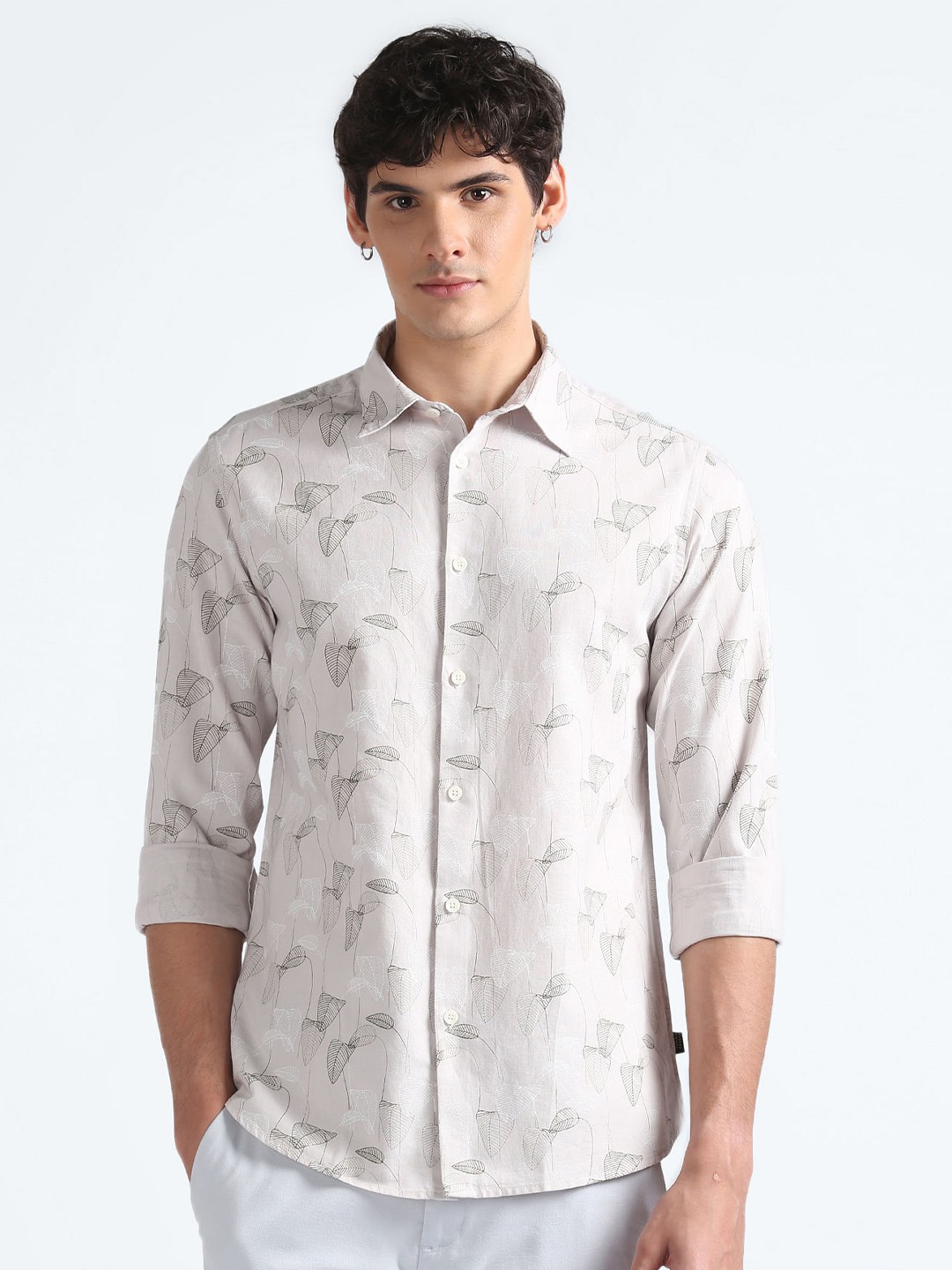

Flying Machine Floral Printed Pure Cotton Casual Shirt, Beige